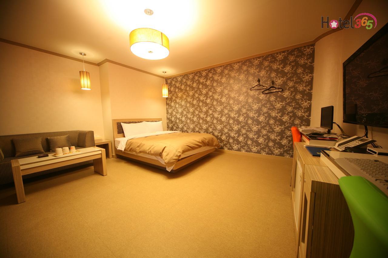 Chuncheon Myeongdong Hotel Exterior foto
