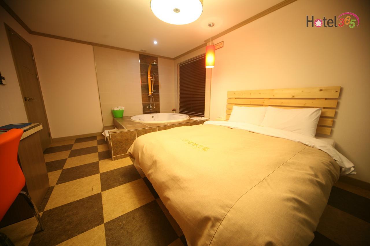Chuncheon Myeongdong Hotel Exterior foto