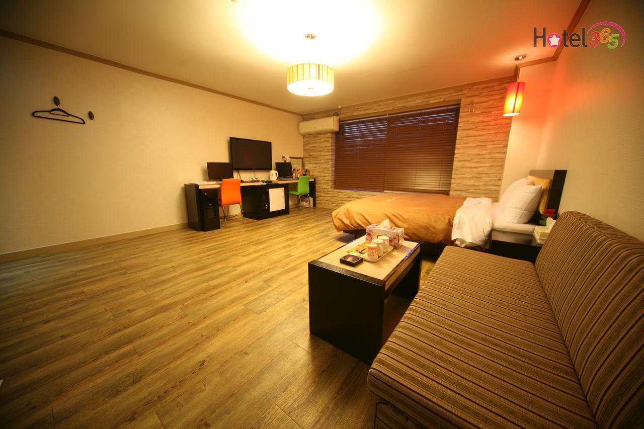 Chuncheon Myeongdong Hotel Exterior foto