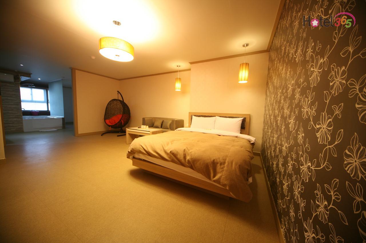 Chuncheon Myeongdong Hotel Exterior foto